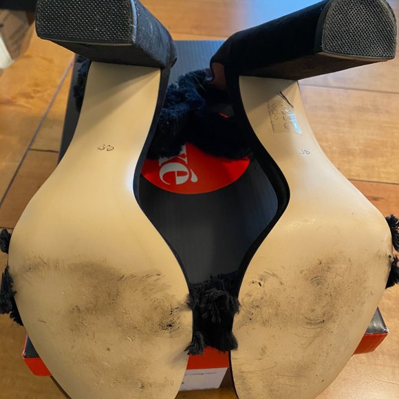 exe suede fringe sandals EUC - Picture 8 of 8